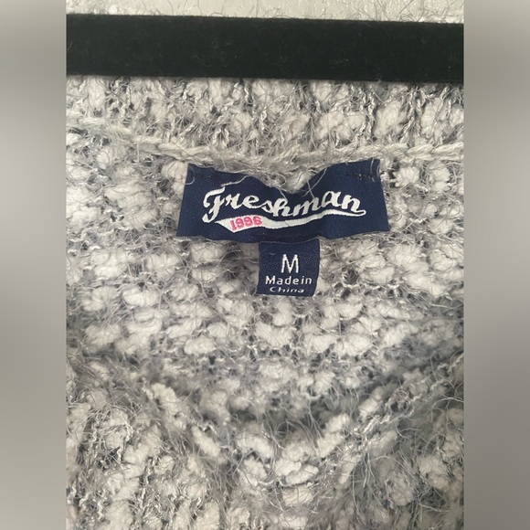 Freshman Off The Shoulder Gray Sweater Size M - Picture 3 of 4